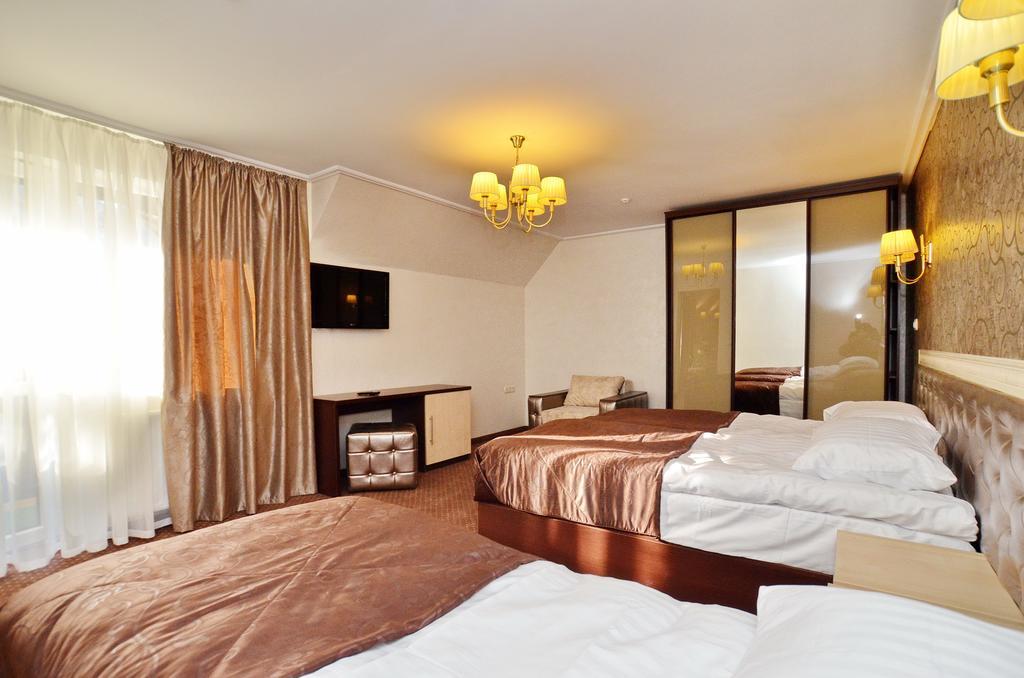 Chaban Aparthotel Boekovel Kamer foto