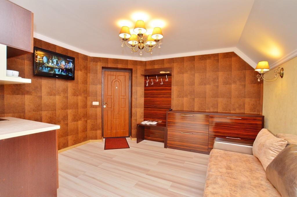 Chaban Aparthotel Boekovel Buitenkant foto