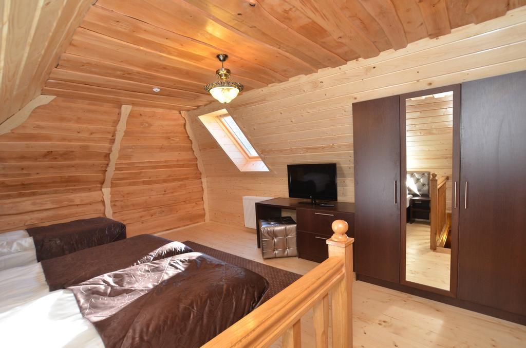 Chaban Aparthotel Boekovel Buitenkant foto