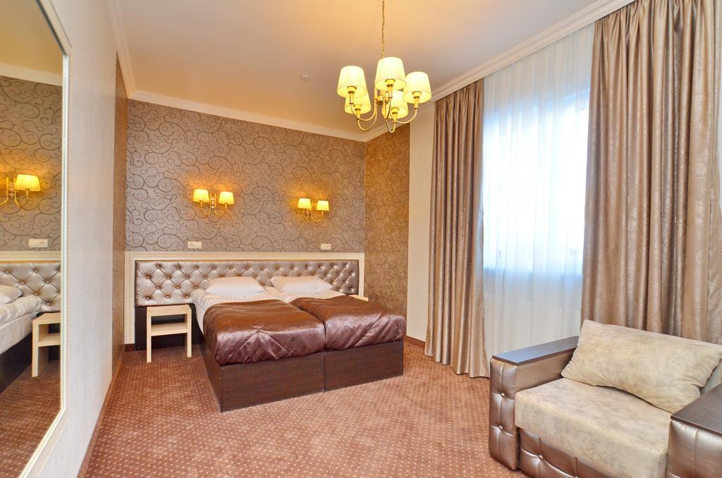 Chaban Aparthotel Boekovel Buitenkant foto